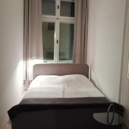 Im Historischen Altbau Von 1899 Appartamento